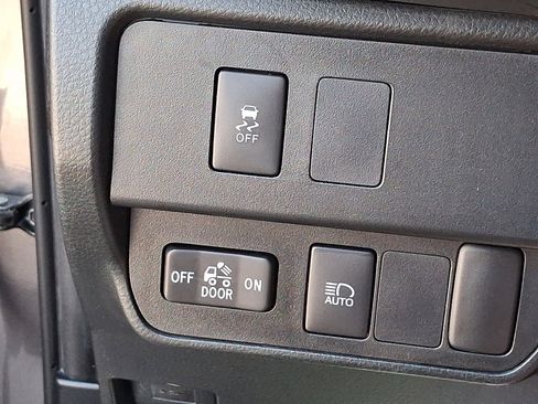 Used 2022 Toyota Tacoma SR image 21