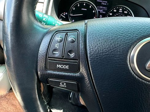 Used 2017 Lexus LS 460 image 31