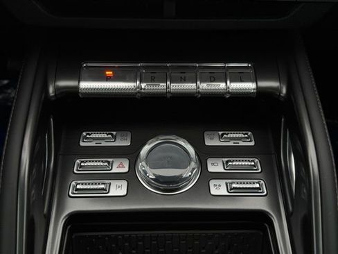 New 2026 Lincoln Nautilus Reserve w/ Jet Appearance Package image 36