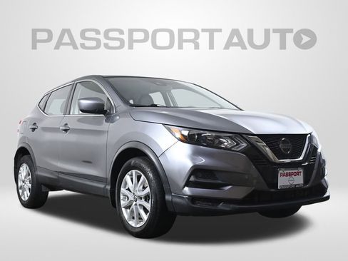 Used 2021 Nissan Rogue Sport S image 4