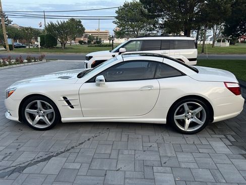 Used 2013 Mercedes-Benz SL 550 image 6
