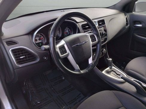 Used 2014 Chrysler 200 Touring FWD image 13