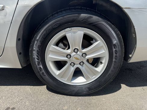 Used 2013 Chevrolet Impala LS FWD image 10