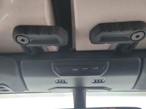 Used 2023 Jeep Gladiator Rubicon w/ LED Lighting Group image 22