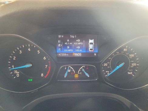 Used 2018 Ford Focus Titanium FWD image 23