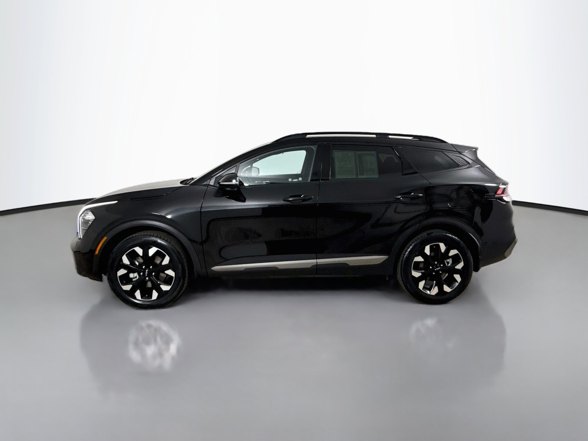 Used 2023 Kia Sportage LX AWD/4WD image 4