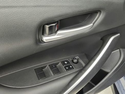 Used 2023 Toyota Corolla SE image 24