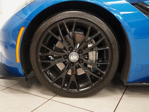 Used 2016 Chevrolet Corvette Stingray Coupe w/ Battery Protection Package RWD image 16
