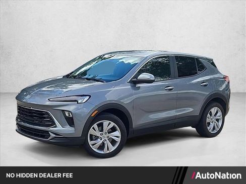 Used 2025 Buick Encore GX Preferred w/ Comfort Package FWD image 1