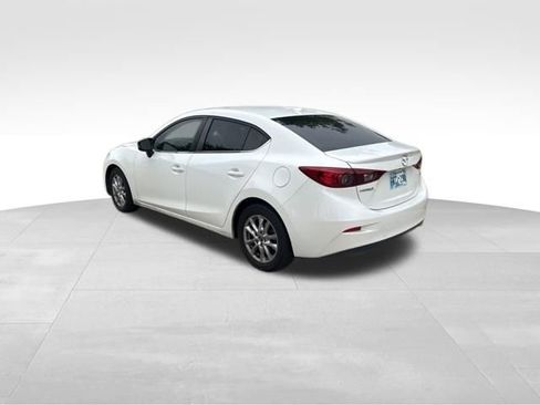Used 2016 MAZDA MAZDA3 i Grand Touring image 5