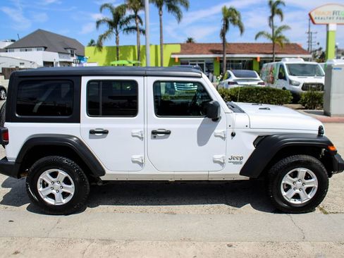Used 2021 Jeep Wrangler Unlimited Sport image 7