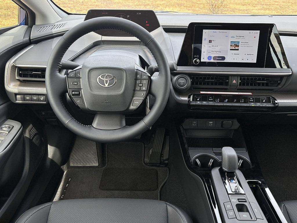 New 2027 Toyota Prius XLE FWD image 9