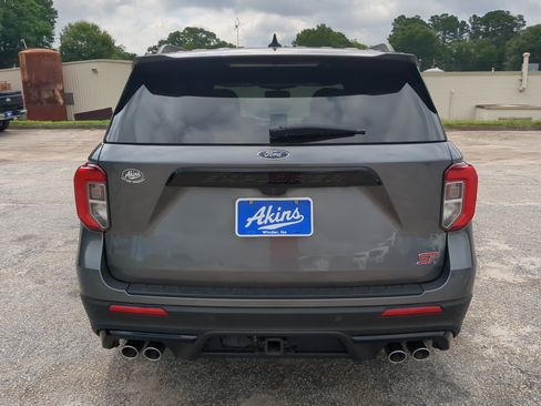 Certified 2023 Ford Explorer ST w/ Equipment Group 401A AWD/4WD image 4