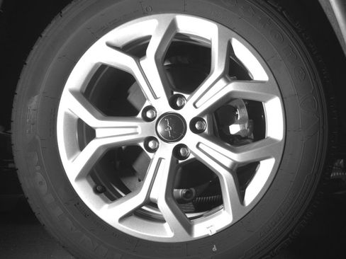 Used 2025 Jeep Compass Latitude image 15