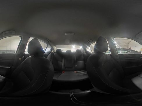 Used 2025 Nissan Altima 2.5 SV FWD image 39
