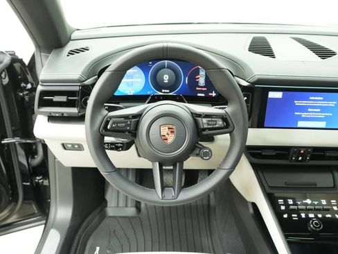 New 2026 Porsche Macan 4 Electric AWD/4WD image 13