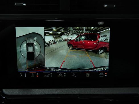 New 2026 GMC Sierra 2500 AT4 w/ AT4 Premium Plus Package AWD/4WD image 37