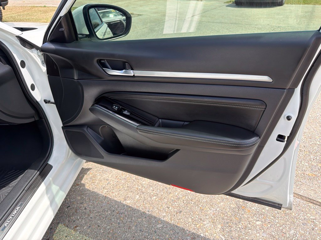 Used 2021 Nissan Altima 2.5 SL FWD image 17