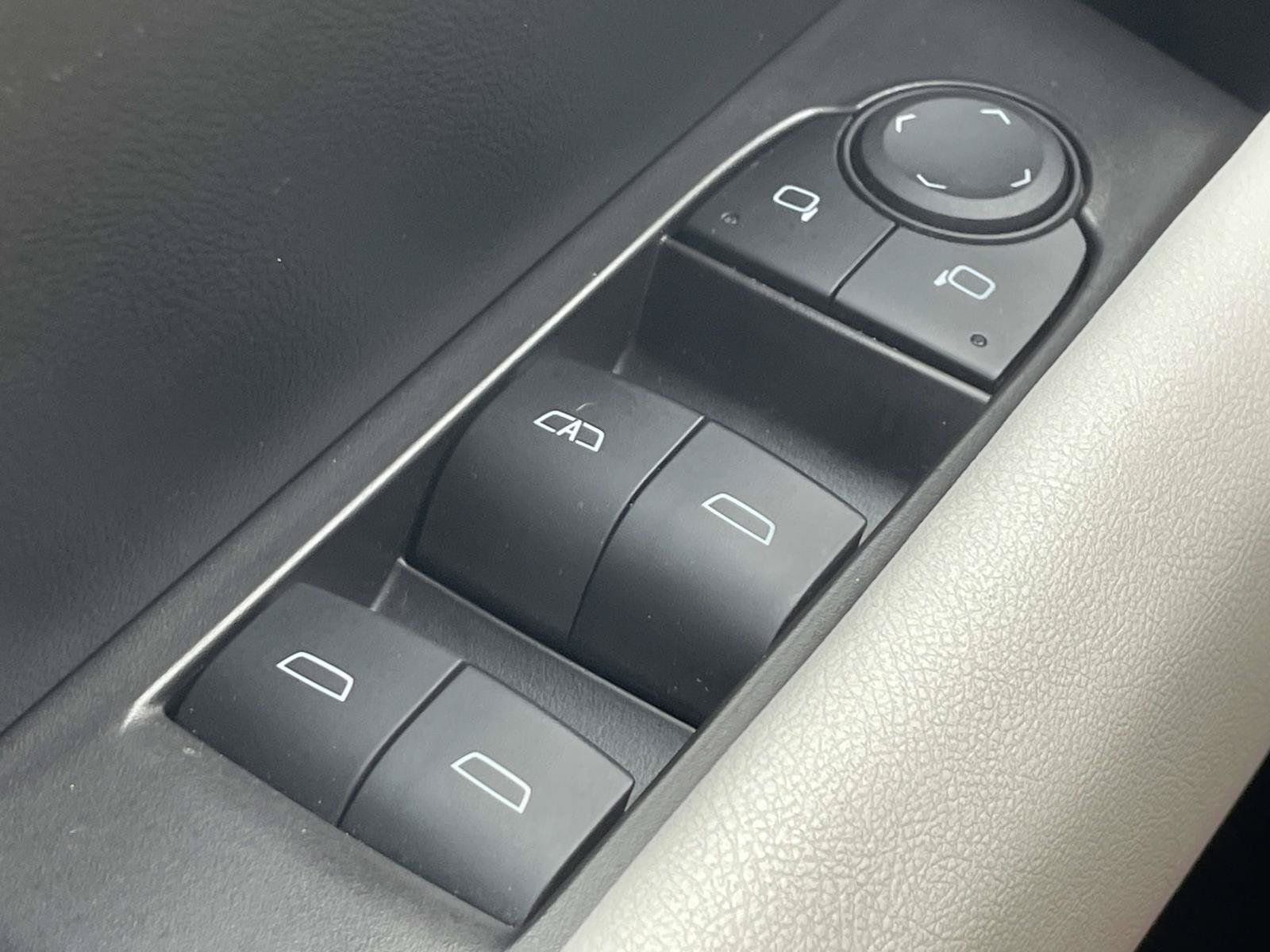 Certified 2024 GMC Canyon AT4X AWD/4WD image 31