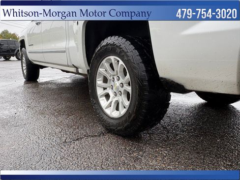 Used 2018 Chevrolet Silverado 1500 LTZ Z71 w/ LTZ Plus Package AWD/4WD image 37
