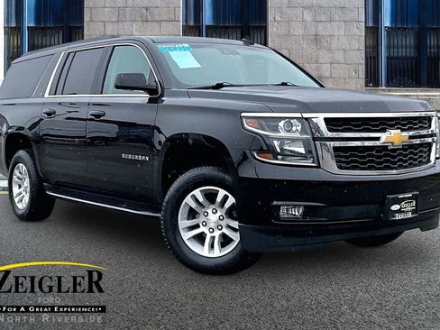Used 2019 Chevrolet Suburban LT image 1