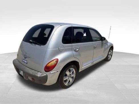 Used 2002 Chrysler PT Cruiser Limited FWD image 3