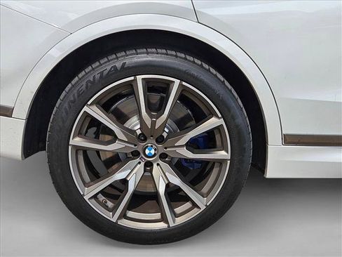 Used 2020 BMW X7 M50i AWD/4WD image 18