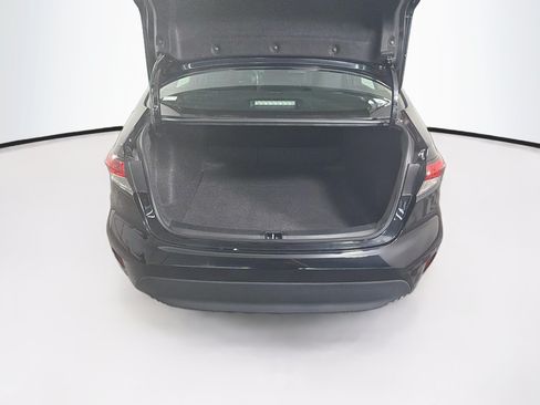 Used 2025 Toyota Corolla LE FWD image 28