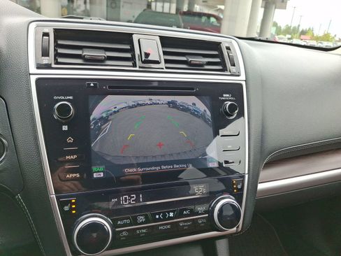 Used 2019 Subaru Outback 3.6R Touring w/ Popular Package #3A AWD/4WD image 17