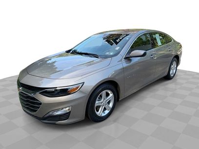 Used 2025 Chevrolet Malibu LS