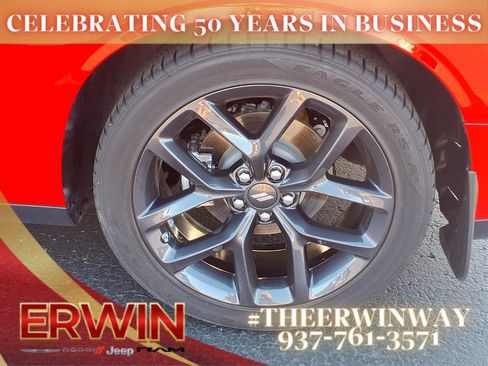 Certified 2022 Dodge Challenger R/T w/ Blacktop Package image 9