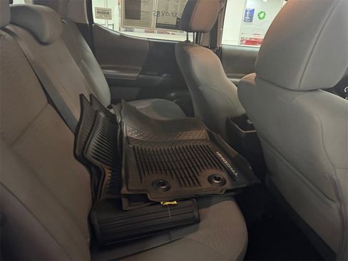 Used 2019 Toyota Tacoma SR w/ SR Convenience Package image 20