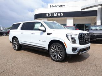 New 2026 GMC Yukon XL Denali Ultimate w/ LPO, Floor Liner Package AWD/4WD video 1