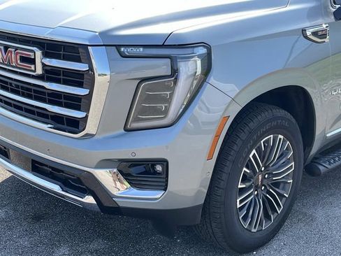 Certified 2025 GMC Yukon Elevation AWD/4WD image 9