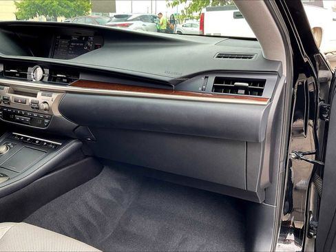 Used 2016 Lexus ES 350 image 16