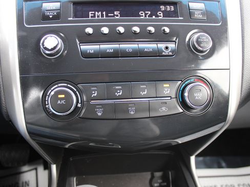 Used 2015 Nissan Altima 2.5 S image 27