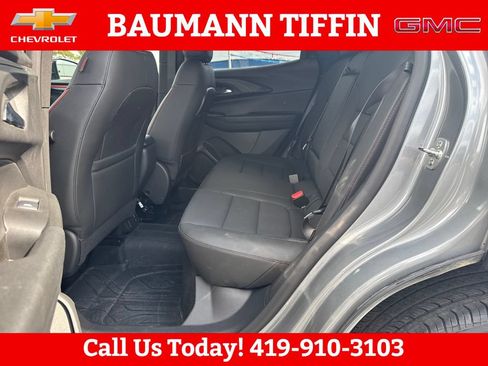 Used 2025 Chevrolet TrailBlazer RS w/ Convenience Package AWD/4WD image 18