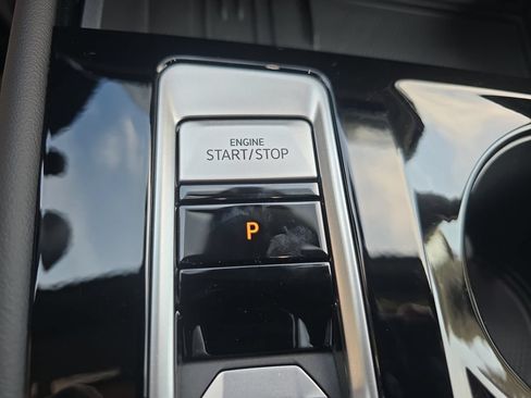New 2026 Volkswagen Atlas Cross Sport SE FWD image 24