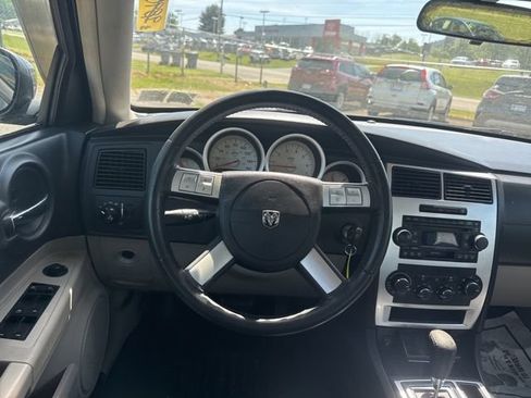 Used 2006 Dodge Charger R/T w/ Road/Track Performance Group RWD image 16