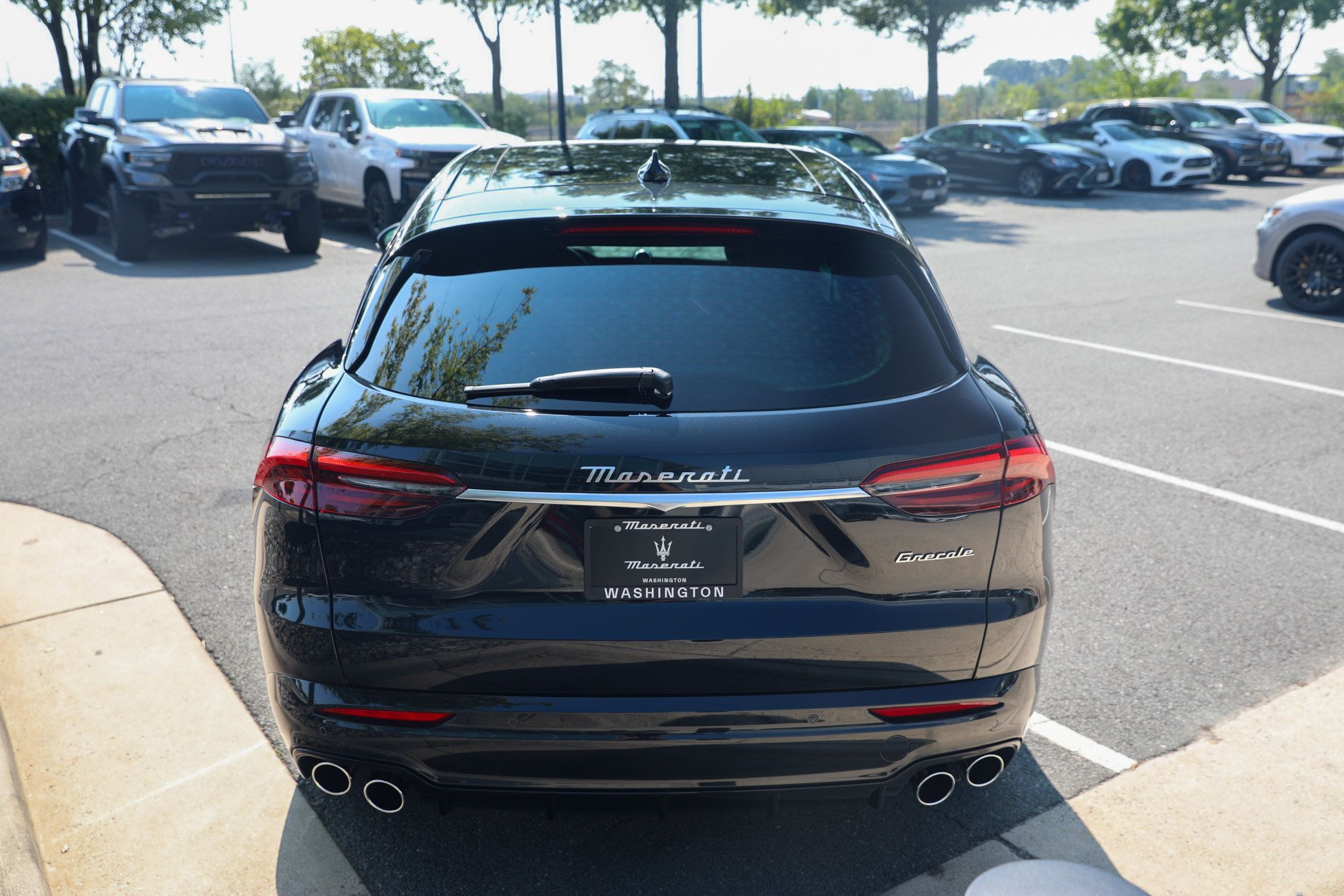 Used 2024 Maserati Grecale Modena AWD/4WD image 6