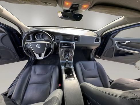 Used 2015 Volvo V60 T5 Premier FWD image 8