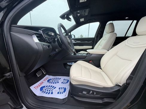 Certified 2024 Cadillac XT6 Sport w/ LPO, Floor Liner Package image 29