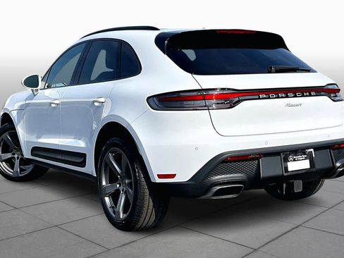 Used 2025 Porsche Macan image 13