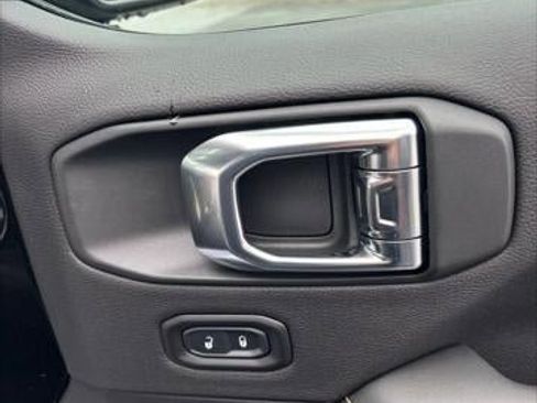 New 2026 Jeep Wrangler Unlimited Sahara image 39