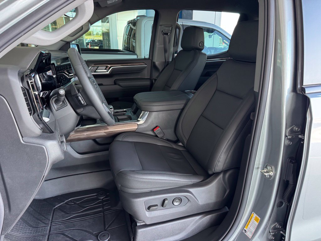 New 2026 Chevrolet Silverado 1500 RST w/ Safety Package AWD/4WD image 18