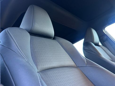 Used 2024 Toyota bZ4X Limited image 20