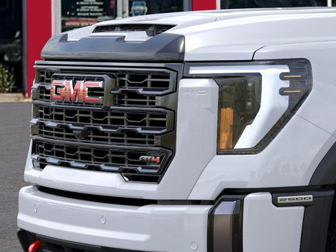 New 2026 GMC Sierra 2500 AT4 w/ AT4 Premium Plus Package AWD/4WD image 13