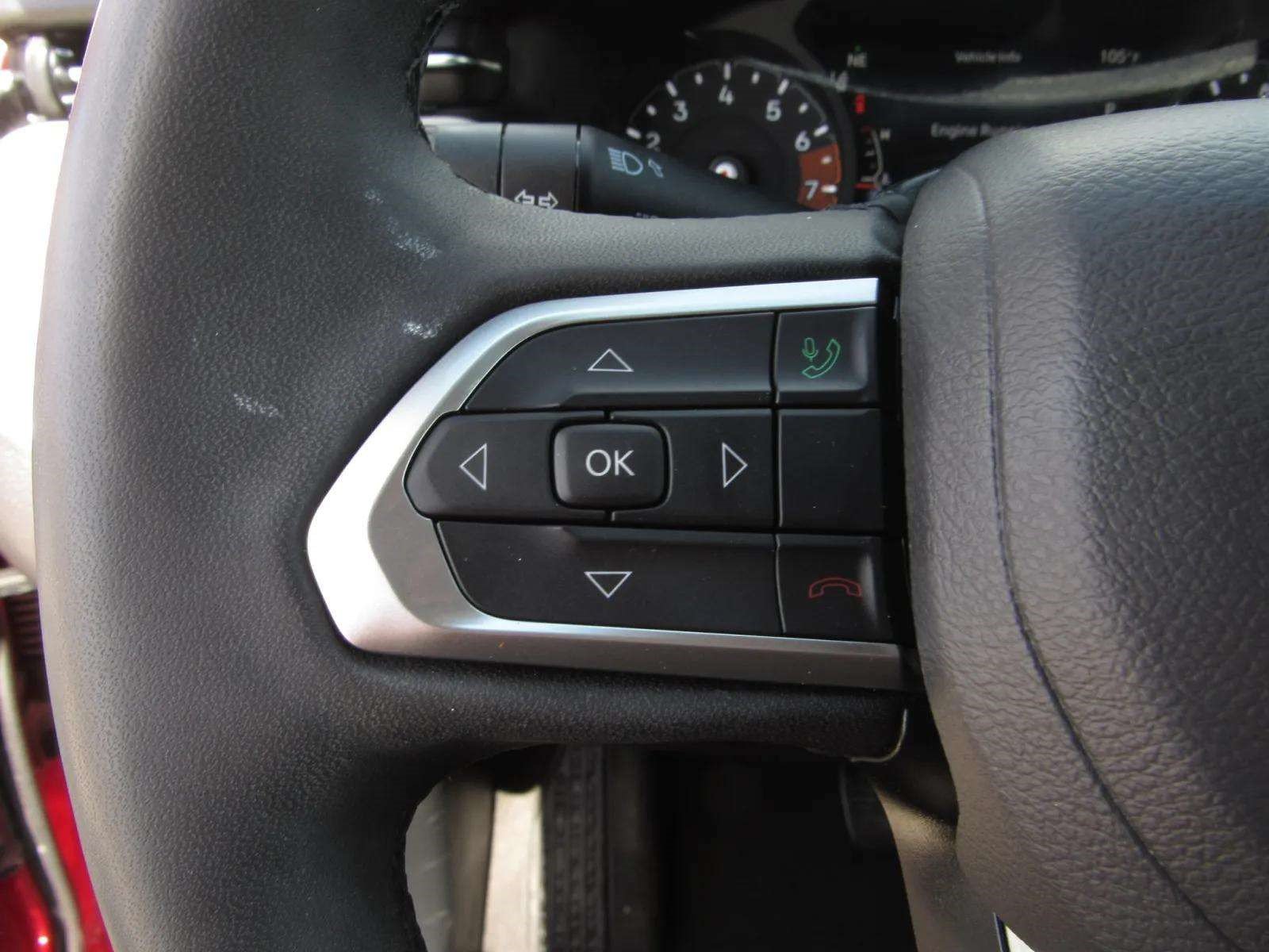Used 2025 Jeep Compass Limited AWD/4WD image 23