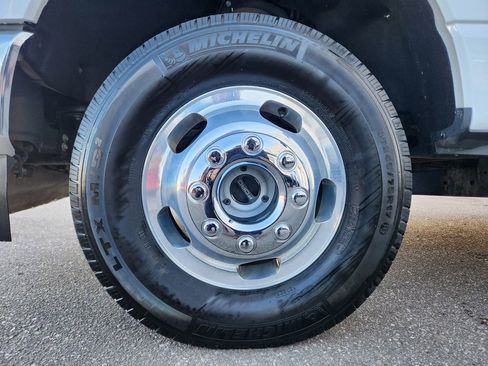 Used 2023 Ford F350 Lariat image 20