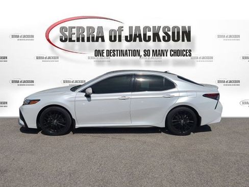 Used 2023 Toyota Camry XSE w/ Cold Weather Package image 6